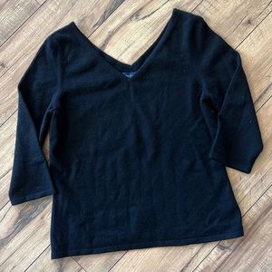 Ann Taylor size medium black cashmere v-neck sweater